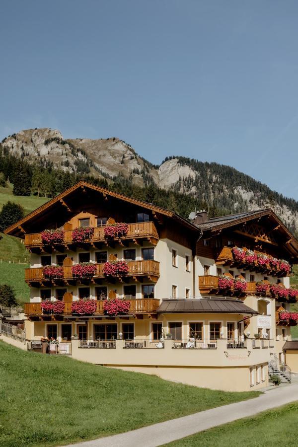 Berghotel Alpenklang Гроссарль Экстерьер фото